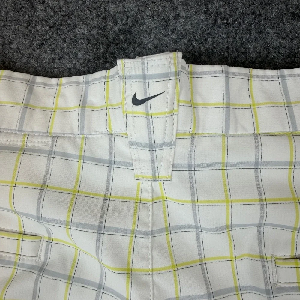 Nike Golf Mens 36 Plaid Shorts White Grey Yellow Performance Stretch